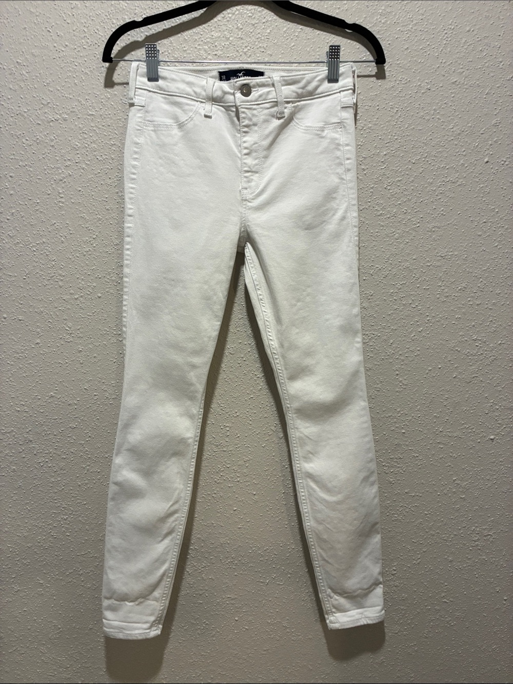 Hollister White High-Rise Jean Legging